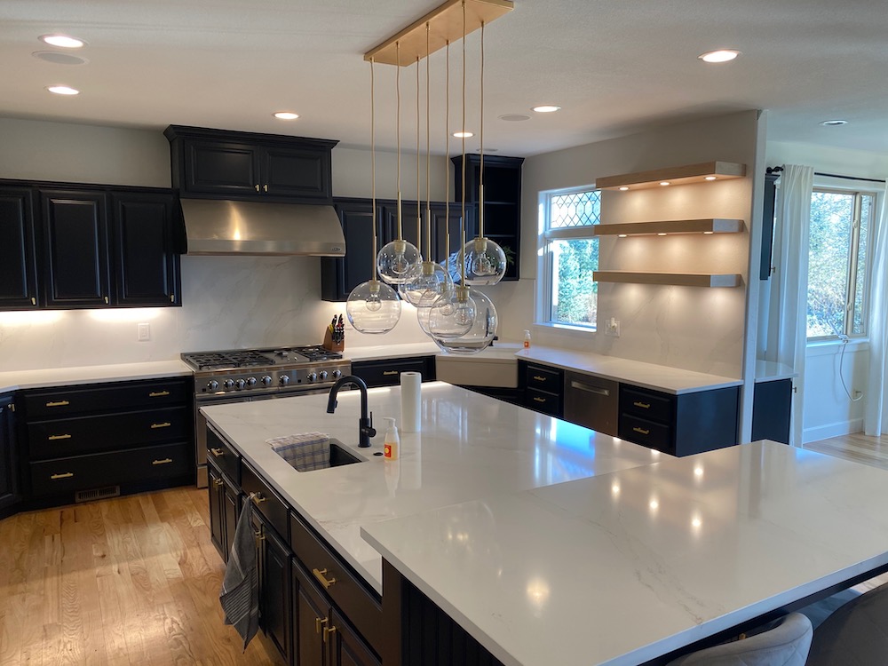 2020 Color Trends Black Cabinets Gold, White Kitchen Cabinets With Black Quartz Countertops